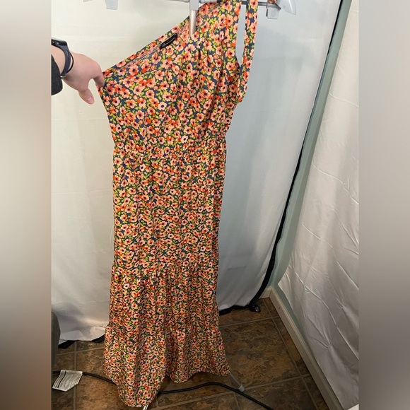 Pretty‎ Garden Floral One-Shoulder Maxi Dress MEDIUM - Picture 1 of 8